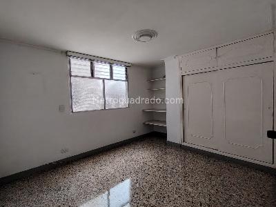 Apartamento de 3 alcobas en arriendo en Las Acacias Laureles, Medellín, 160 m² · foto 18 de 20