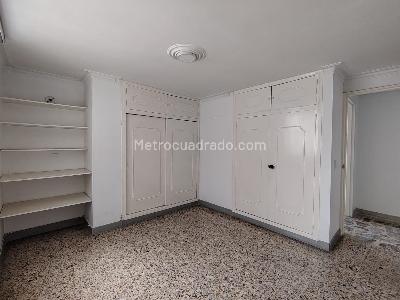 Apartamento de 3 alcobas en arriendo en Las Acacias Laureles, Medellín, 160 m² · foto 19 de 20