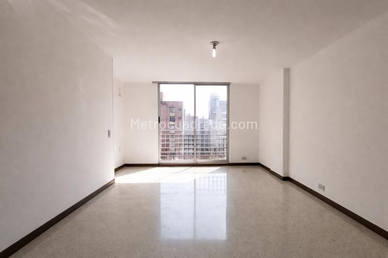 Comfortable 1BR Apartment in Conquistadores - 2