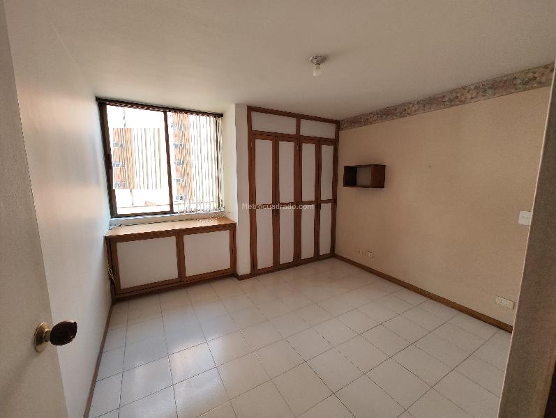 1BR Apartment in Laureles with Private Parking & Storage - 2