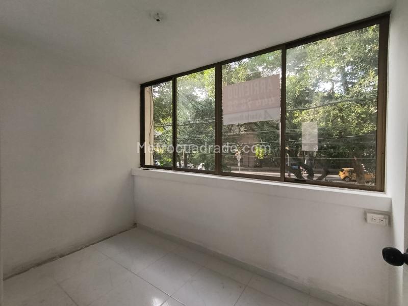 Casa Comercial de 3 Alcobas en Dos Niveles para Arriendo en Estadio - 7