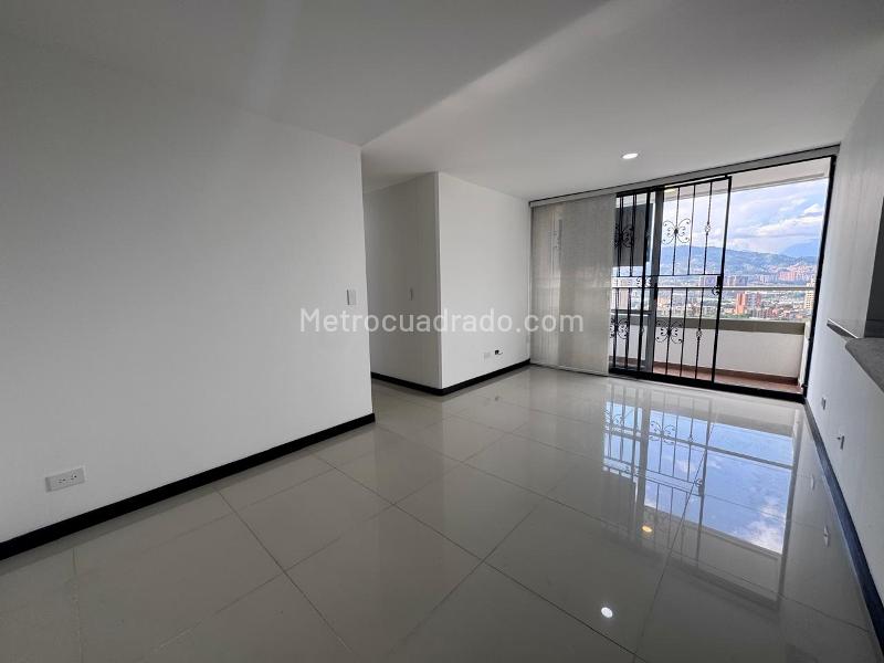 Apartamento en Arriendo, El Trianon, Envigado - 2