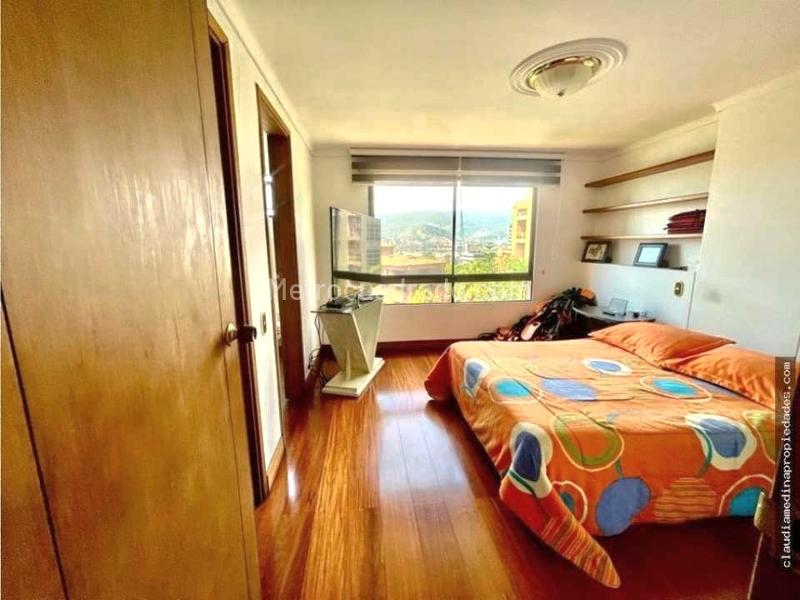 Apartamento Amplio de 3 Alcobas en Castropol - 8