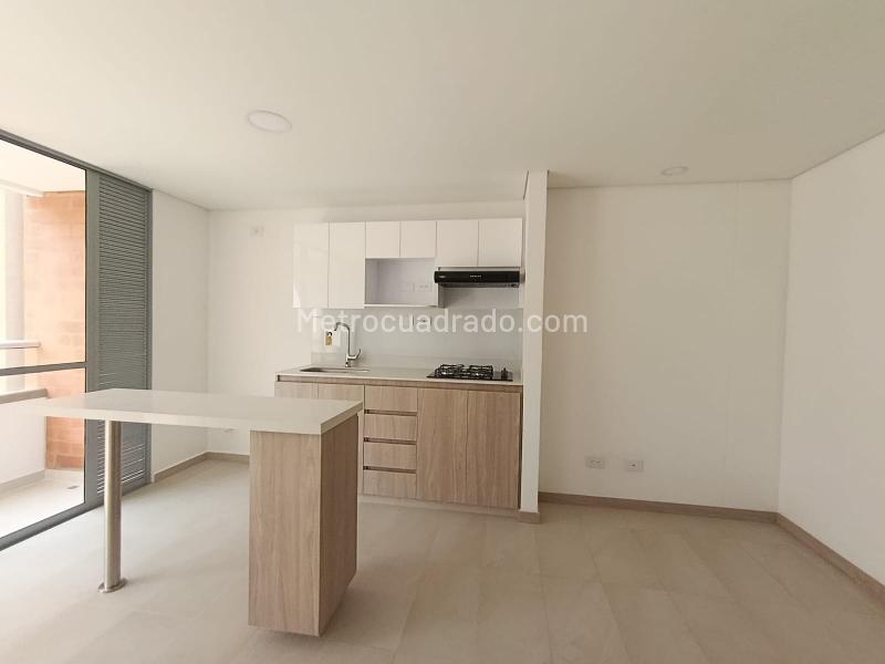 Apartamento en Arriendo, Loma San Jose Sabaneta, Sabaneta - 3