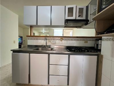 Apartamento en venta en Los Colores, Medellín · foto 5 de 16