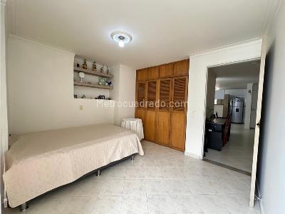 Apartamento en venta en Los Colores, Medellín · foto 10 de 16