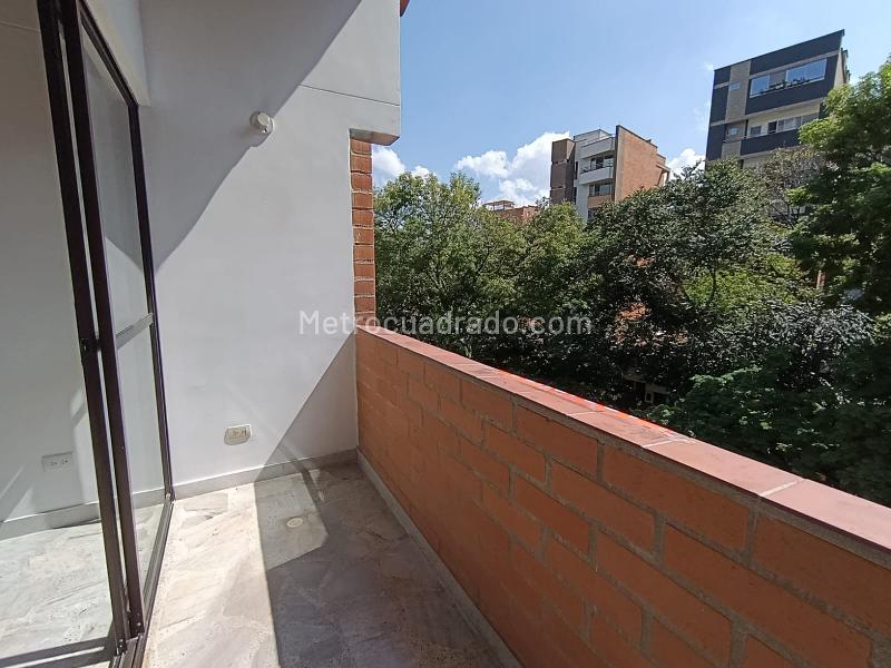 Apartamento Amplio de 3 Alcobas en La Castellana - 5