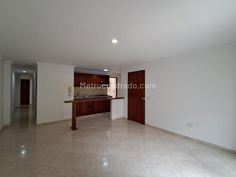 Apartamento Amplio de 3 Alcobas en El Velódromo - 4