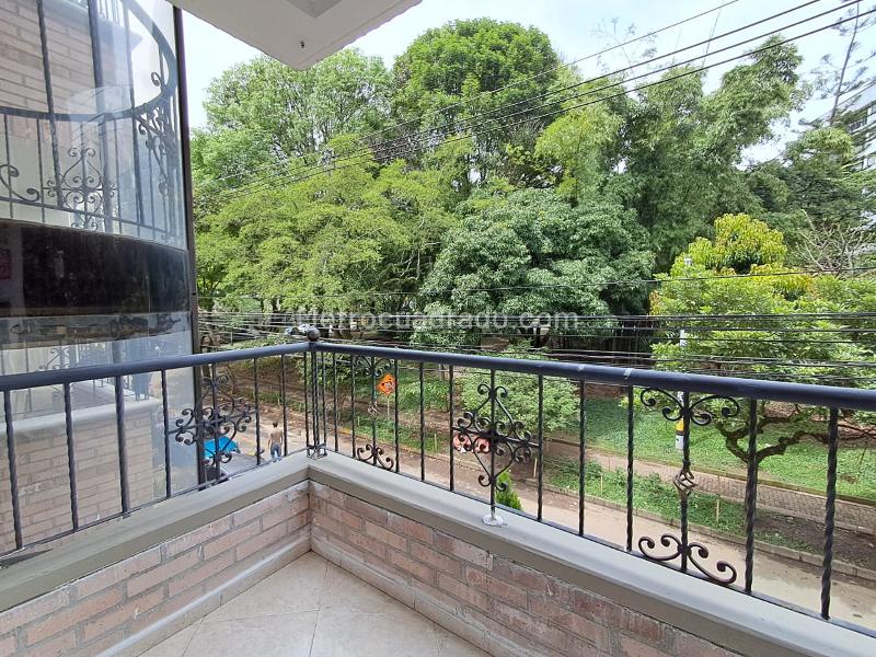 Apartamento Amplio de 3 Alcobas en El Velódromo - 6