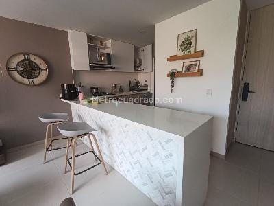 Apartamento de 2 alcobas en arriendo en Loma Del Escobero Envigado, Envigado, 82 m² · foto 11 de 13