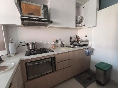 Apartamento de 2 alcobas en arriendo en Loma Del Escobero Envigado, Envigado, 82 m² · foto 12 de 13