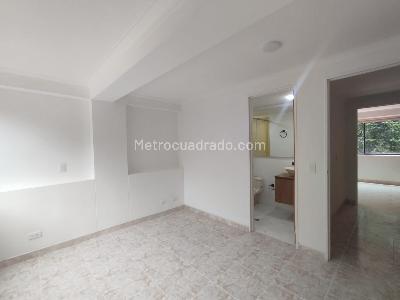 Apartamento de 3 alcobas en arriendo en La Frontera, Medellín, 175 m² · foto 16 de 20