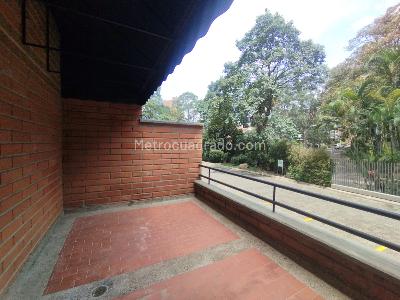 Apartamento de 3 alcobas en arriendo en La Frontera, Medellín, 175 m² · foto 18 de 20