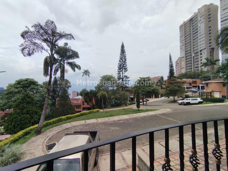 Casa Exclusiva de 4 Alcobas en La Calera - 5