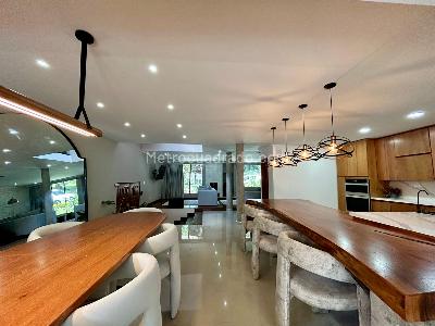 Casa de 3 alcobas en arriendo en Altos Del Poblado Cola Del Zorro, Medellín, 400 m² · foto 5 de 20