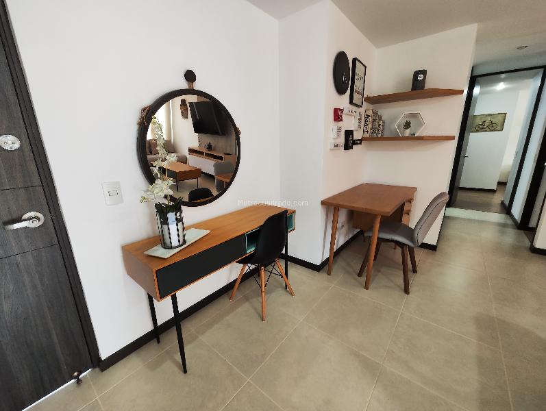 Spacious 2BR Apartment with Study in Conquistadores - 5