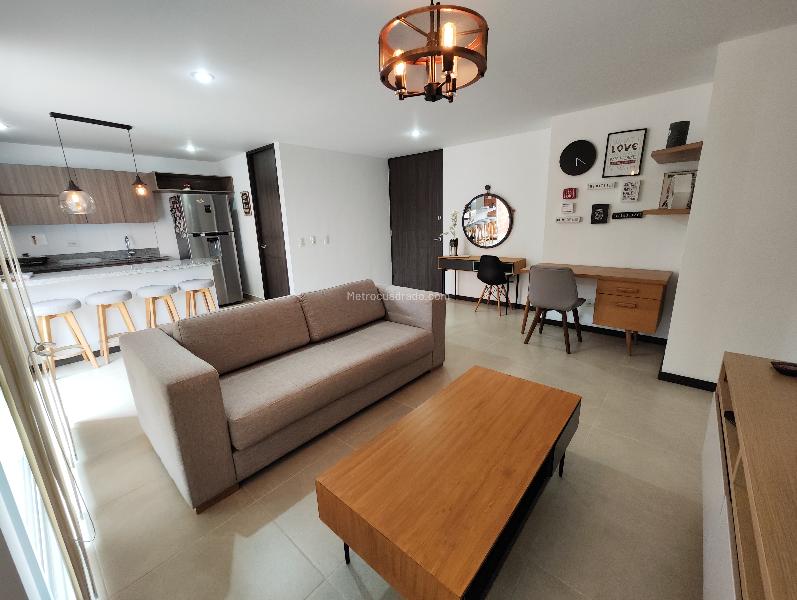 Spacious 2BR Apartment with Study in Conquistadores - 8