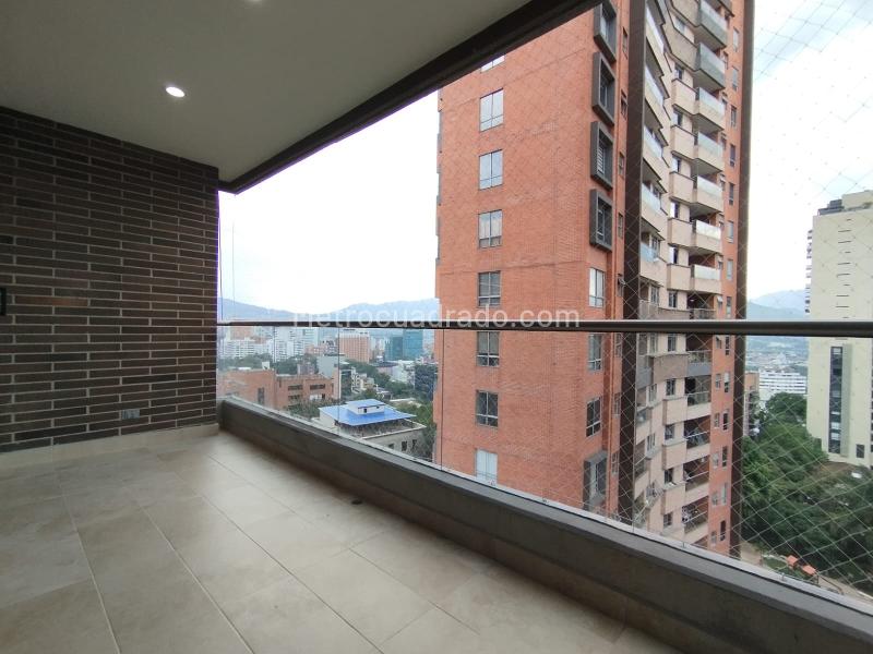Apartamento Estiloso de 3 Alcobas en Lalinde - 2