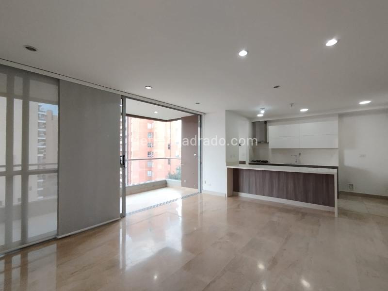 Apartamento Estiloso de 3 Alcobas en Lalinde - 5