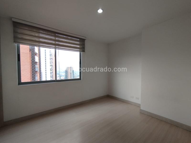 Apartamento Estiloso de 3 Alcobas en Lalinde - 7