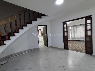 Casa en arriendo en La Aguacatala, Medellín, 440 m² · foto 6 de 20