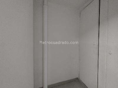Casa en arriendo en La Aguacatala, Medellín, 440 m² · foto 9 de 20