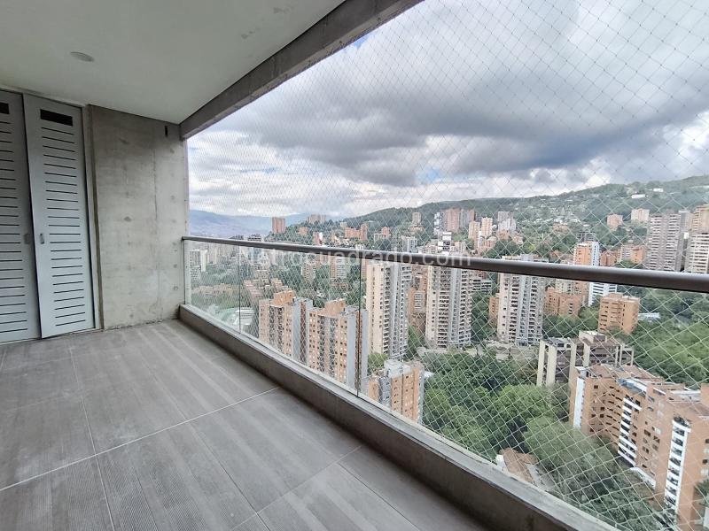 Apartamento en Arriendo de 3 Alcobas en Provenza, Medellín