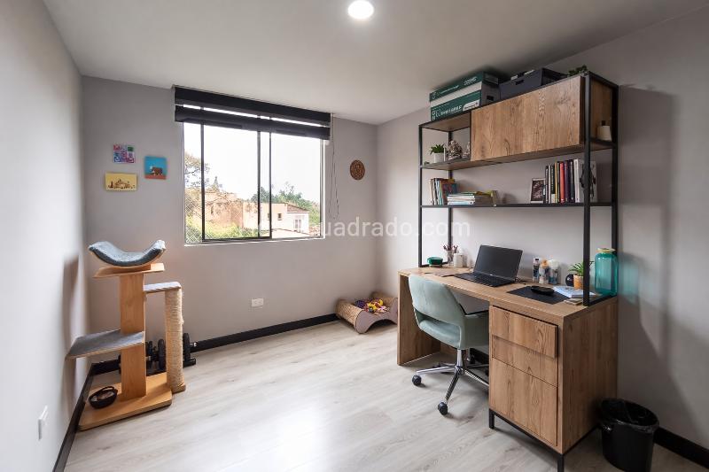 Elegant 3BR Apartment in El Tesoro - 8