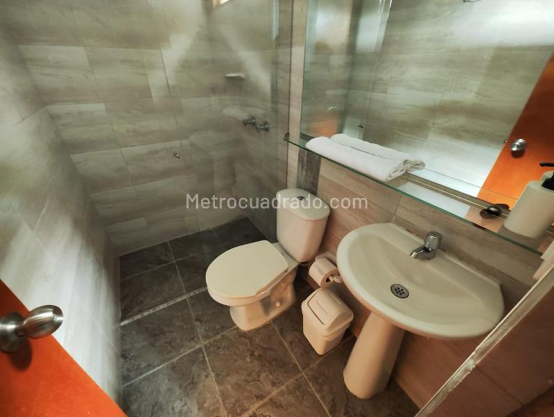 Comfortable 2BR Apartment in La Palma - 5