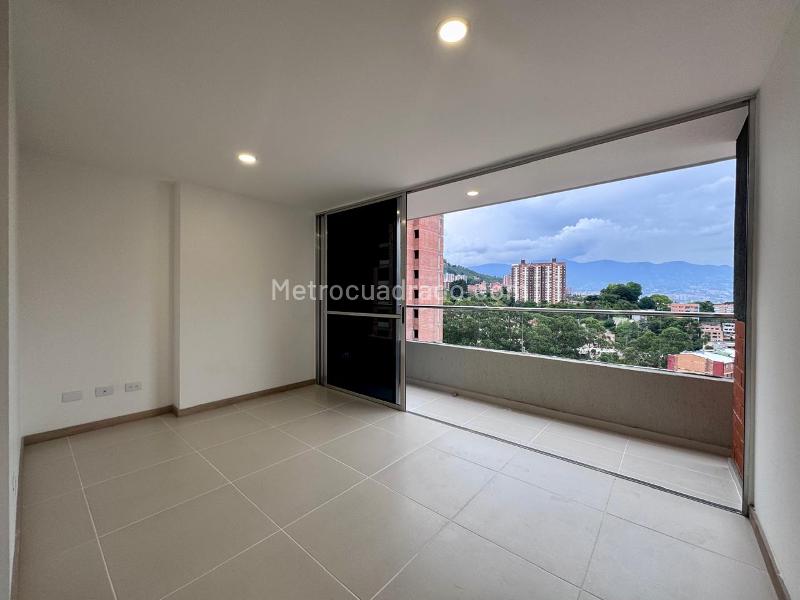 Apartamento en Arriendo, Camino Verde, Envigado - 3
