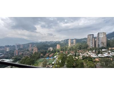 Apartamento de 2 alcobas en venta en El Poblado, Medellín, 102 m² · foto 5 de 20