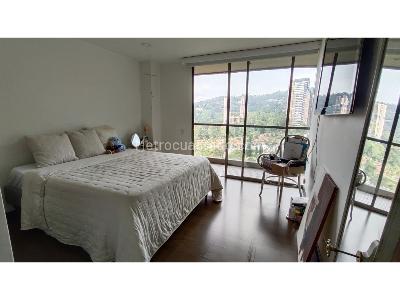 Apartamento de 2 alcobas en venta en El Poblado, Medellín, 102 m² · foto 10 de 20