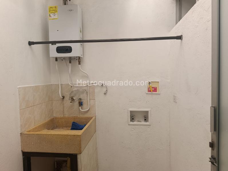 Casa Tranquila de 3 Alcobas en La Loma de Los Bernal - 9