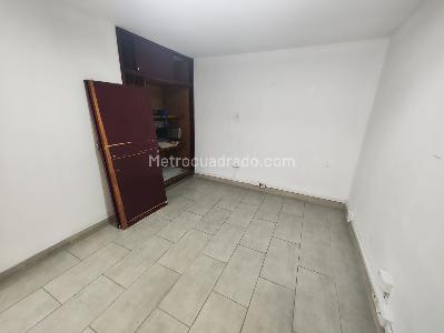 Casa de 5 alcobas en arriendo en Prado Medellin, Medellín, 520 m² · foto 9 de 20