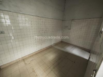 Casa de 5 alcobas en arriendo en Prado Medellin, Medellín, 520 m² · foto 16 de 20