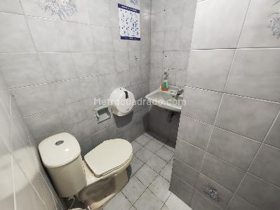Casa de 5 alcobas en arriendo en Prado Medellin, Medellín, 520 m² · foto 19 de 20