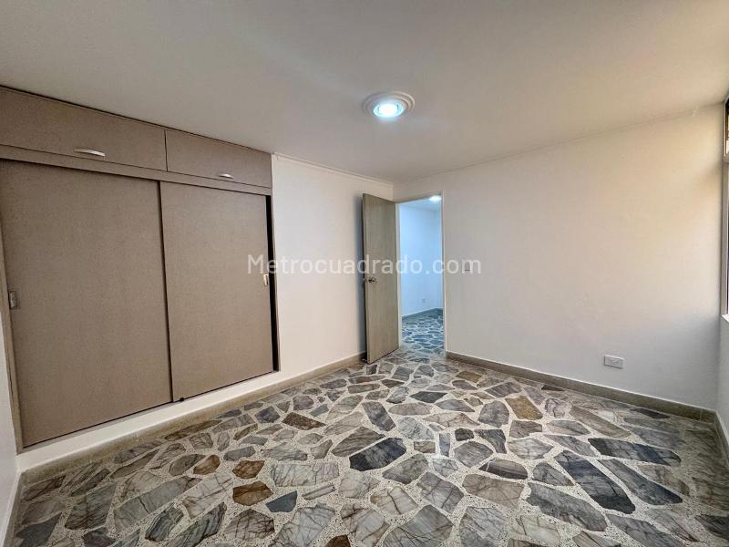 Elegant 3BR Apartment in Bolivariana - 9