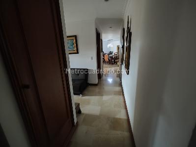 Apartamento de 3 alcobas en arriendo en Laureles Medellin, Medellín, 170 m² · foto 9 de 20