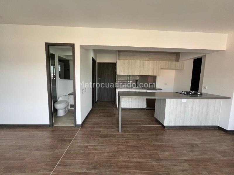 2BR Apartment in El Retiro (67 m²) - 3