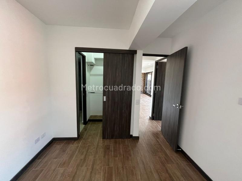 2BR Apartment in El Retiro (67 m²) - 5