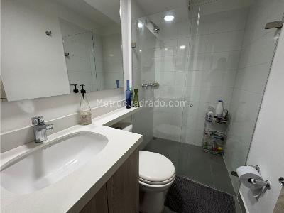 Apartamento de 3 alcobas en venta en Belen, Medellín, 66 m² · foto 8 de 13