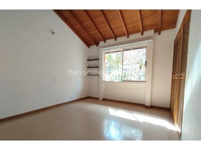 Casa de 3 alcobas en venta en El Poblado, Medellín, 230 m² · foto 11 de 20