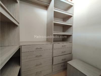 Casa de 3 alcobas en venta en El Poblado, Medellín, 230 m² · foto 12 de 20