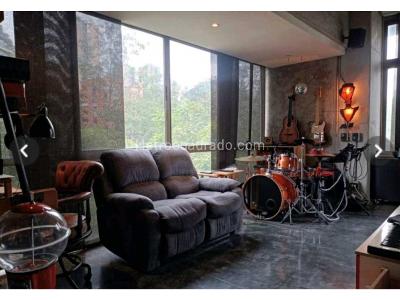 Apartamento de 1 alcoba en venta en El Poblado, Medellín, 120 m² · foto 3 de 11