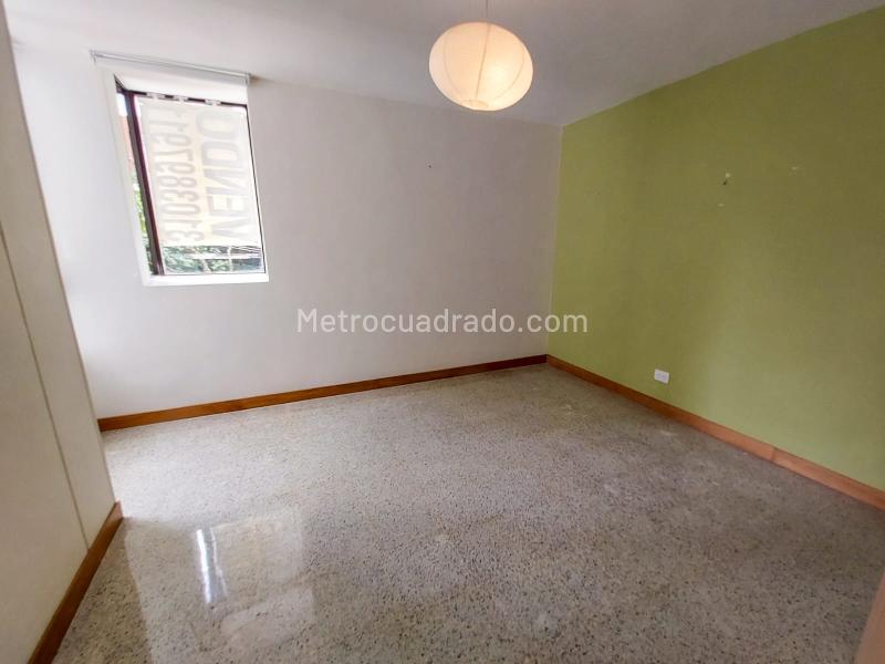 Remodeled 2BR Apartment in Patio Bonito (Near Milla de Oro) - 2