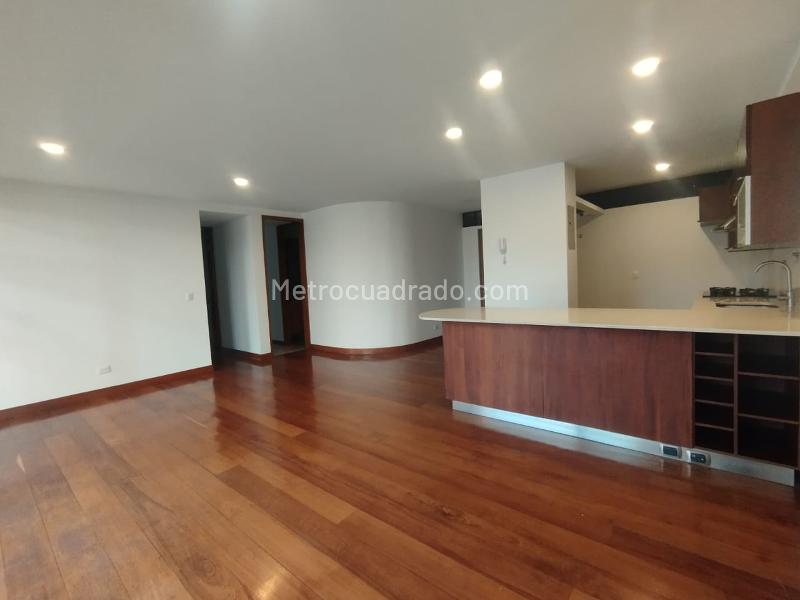 Cozy 2BR Apartment in Provenza - 2