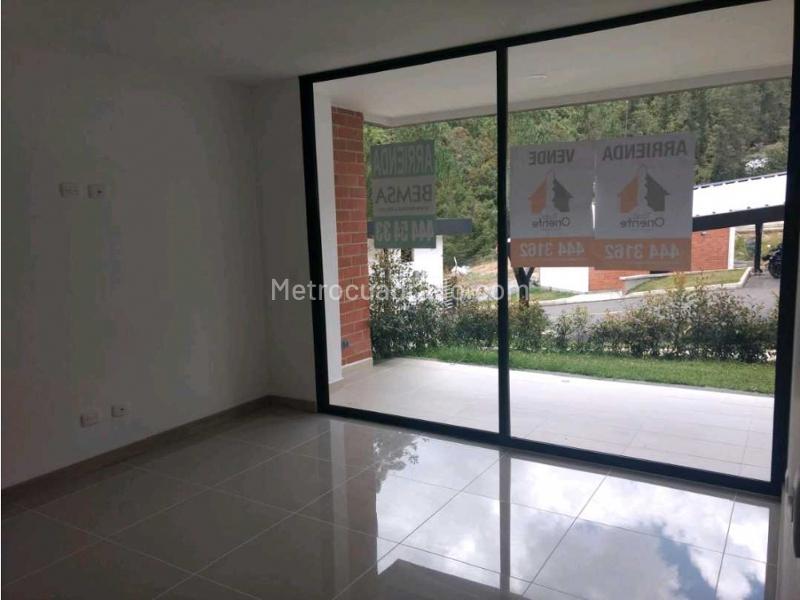 Apartamento en Arriendo, Puro Cuero, Retiro - 2