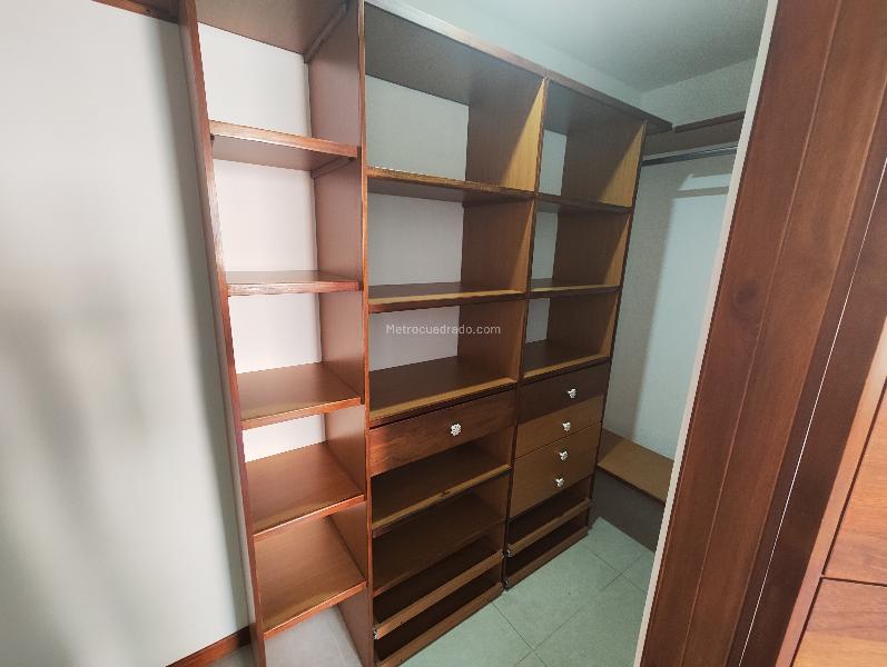 Excellent 2BR Apartment in Laureles Medellin - 7