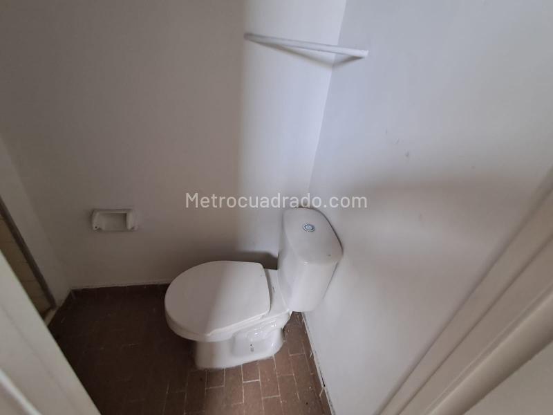 4BR Apartment with 3 Baths in San Bernardo - 7