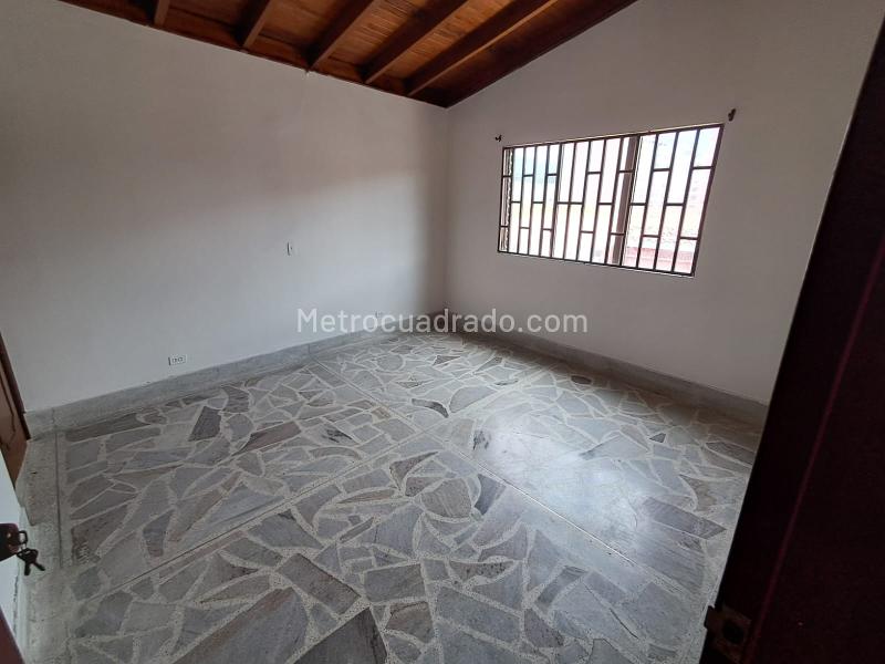 3BR Apartment of 110 m² near Metropl·s Belún Parque, Medellín - 9